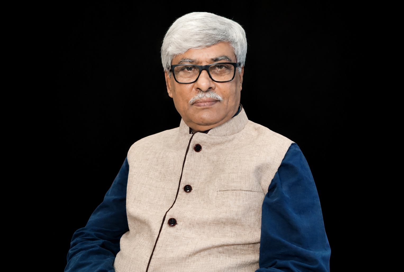 ओमकार चौधरी — वरिष्ठ पत्रकार और लेखक